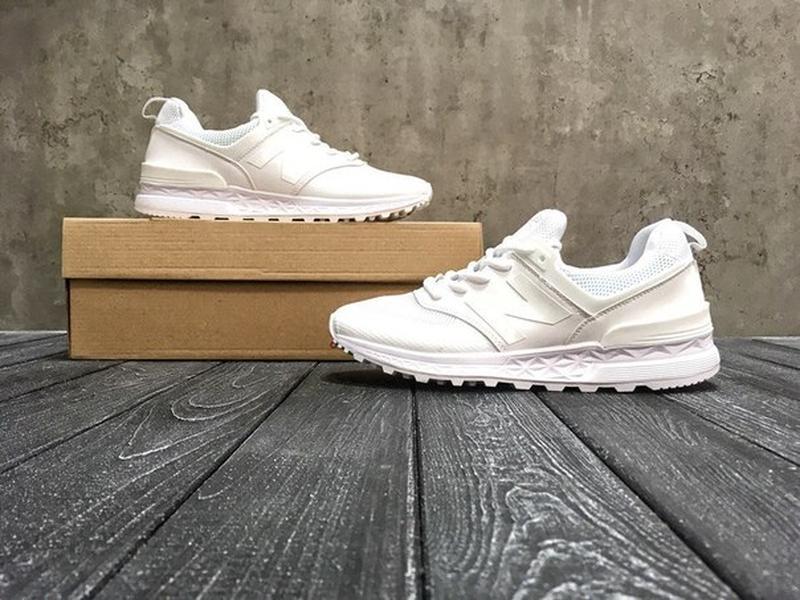 574 v2