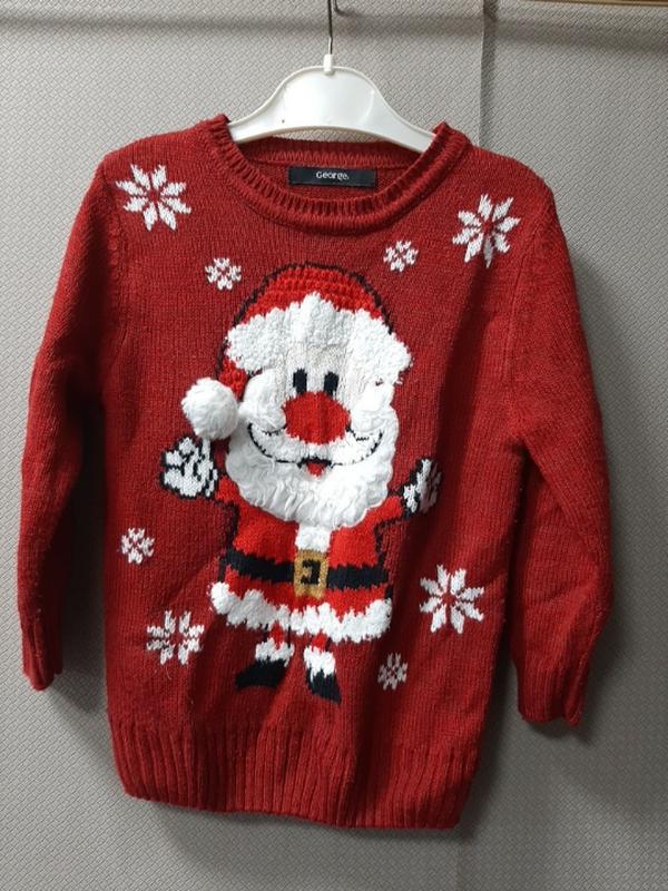 Кофта деда. Новогодний свитер с дедом Морозом. Дедушка Мороз на кофте. Дед Мороз с кофточкой. Кофта Санта Клауса.