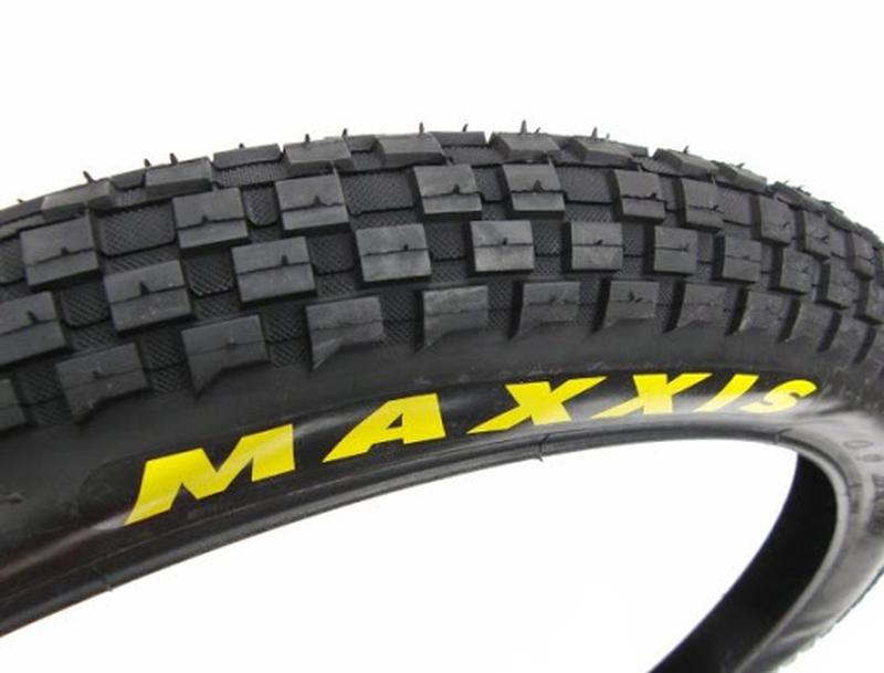 Покрышка шина колесо Maxxis Holy Roller 26x2.20 - 350 ₴, купить на ИЗИ ...