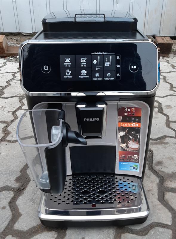 Кофемашина кофеварка Саеко Saeco Филипс PHILIPS с молочником Latt ...