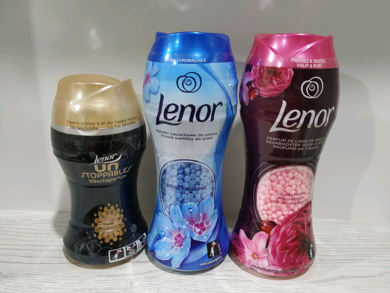 Гранулы ленор для стирки как пользоваться. Lenor в гранулах. Ополаскиватель Ленор в гранулах. Парфюм для белья Lenor гранулы. Ополаскиватель для белья Ленор в гранулах.