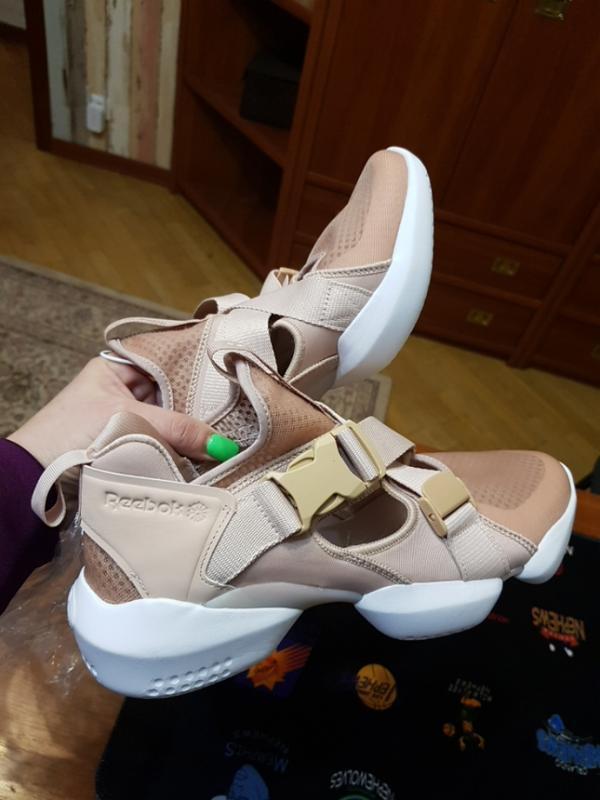 Zhenskie Krossovki Reebok 3d Op S Strp Sneaker In Neutral Beige 590 Kupit Na Izi