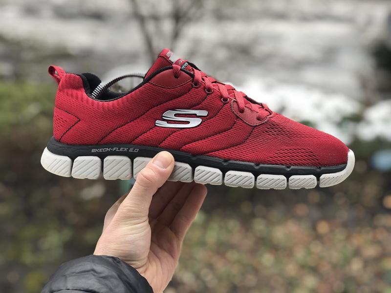 skechers relaxed fit with air cooled memory foam