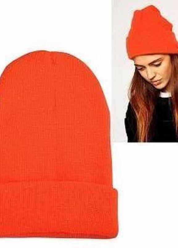 Оранжевая шапка женская с чем носить