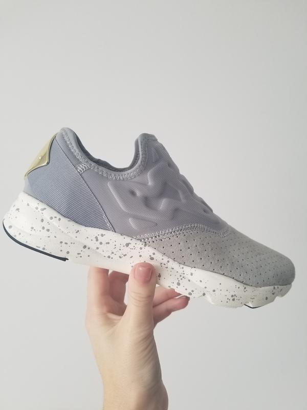 Reebok furylite store slip on