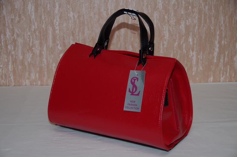 Стильная красная женская сумка