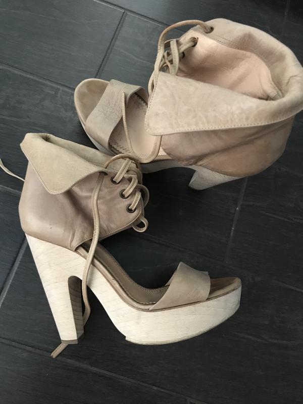 Босоножки chloe