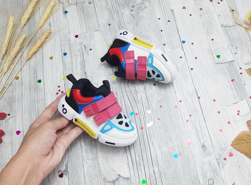 детские кроссовки 21