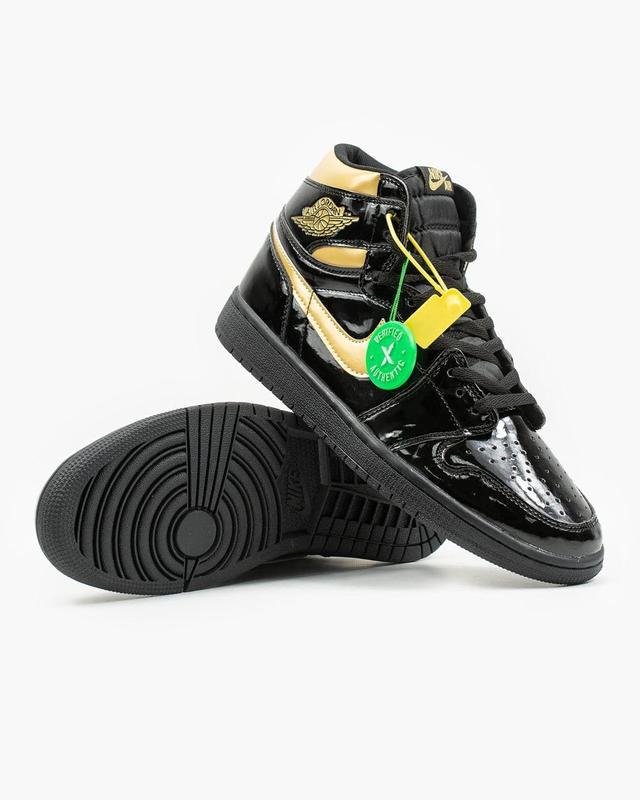 Nike Air Jordan 1 Retro Black Gold Stockx Muzhskie Kross 1849 Kupit Na Izi