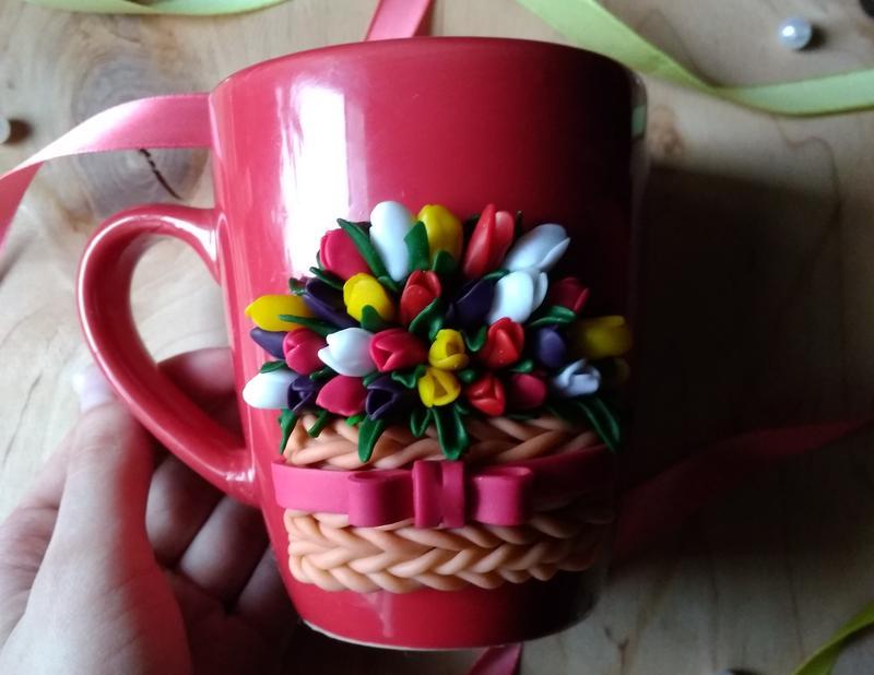 Дуже гарна чашка з тюльпанами