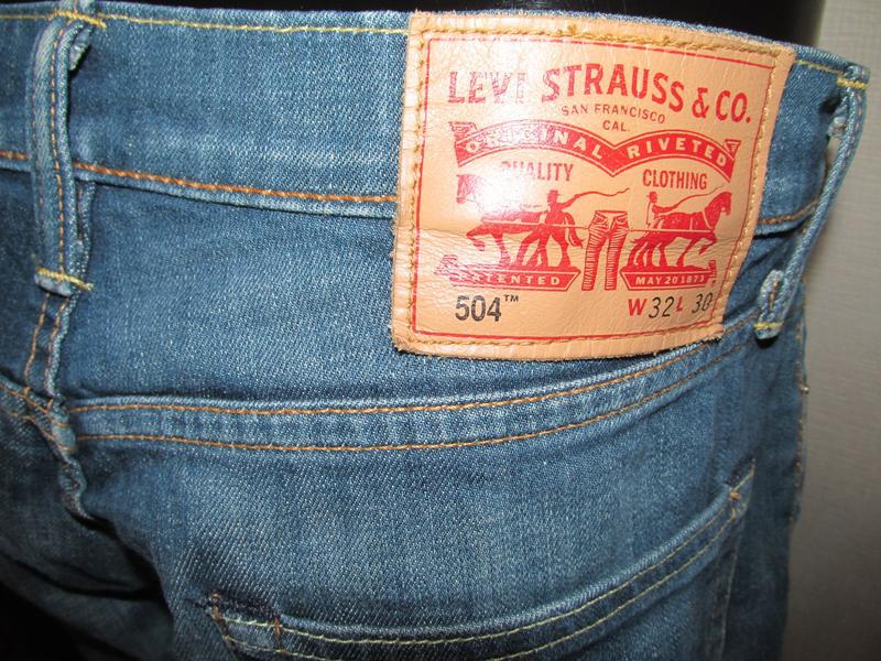 Джинсы levis # 504  32/30