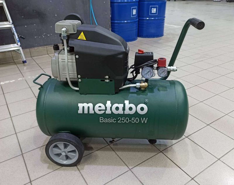 Metabo basic. Metabo Basic 250-50 w. Компрессор Метабо 50 литров. Компрессор масляный Metabo (601589000) Mega 350-50 w 50 л 2,2 КВТ. Metabo Basic 250-50 w 601534000.