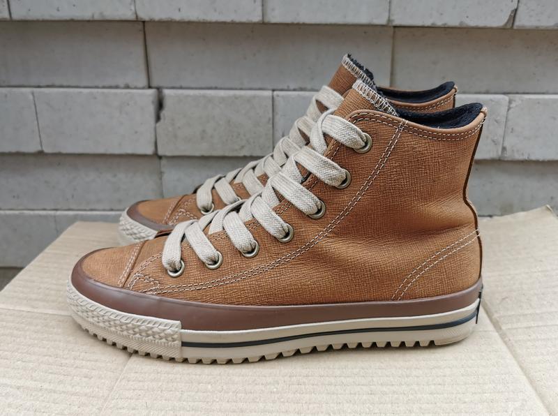 brown converse 38