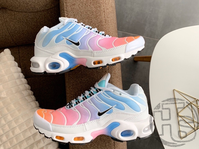 air max plus white leather