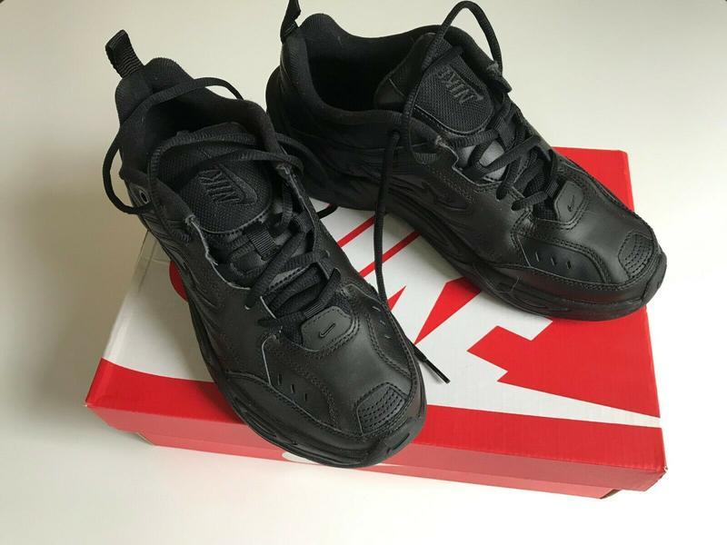 nike tekno triple black