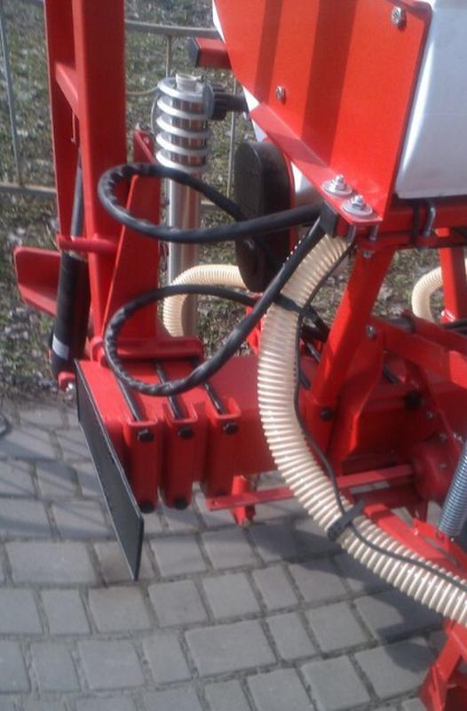 Рукав (шланг, гофра, семяпровод) ПВХ гофрированный на сеялку: цена 500 ...