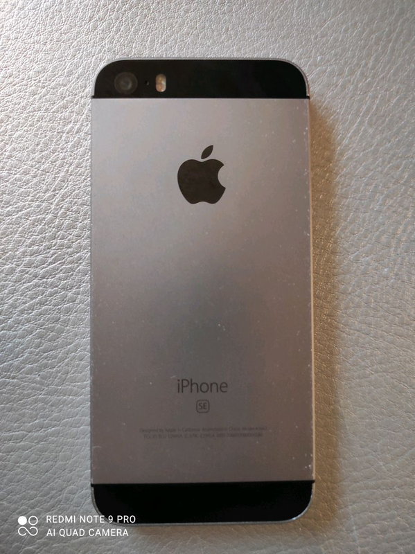 Apple Iphone Se 32 Gb Neverlock Space Grey 2500 Kupit Na Izi