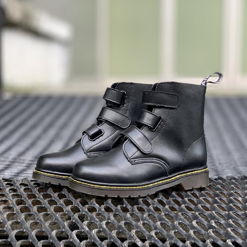 dr martens coralia venice black