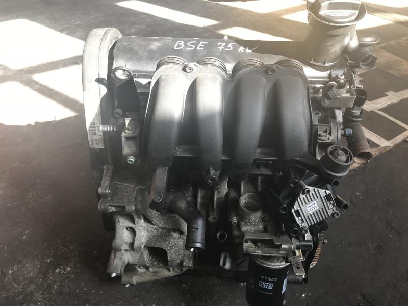 Мотор 1 6 фольксваген 102 л. Двигатель гольф 5 1. Vw golf 6 1. Двигатель bse фото. Двигатель bse 1.