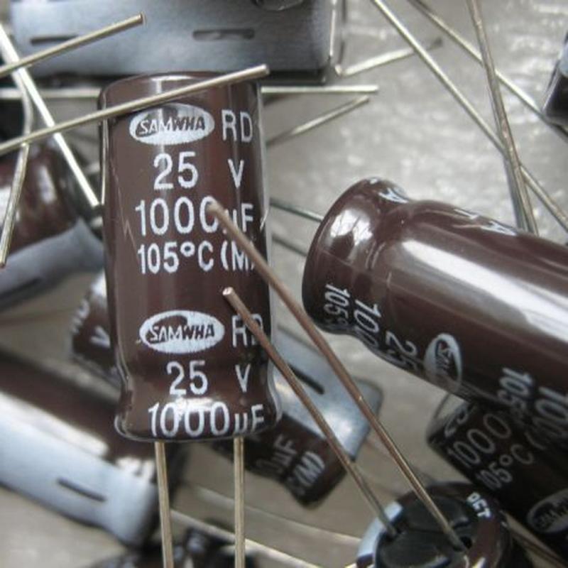 Конденсатор 5 штук 1000 mkf 25v Samhwa 1000 uF x 25v 1000 мкФ 25в - 52 ...