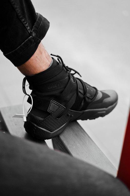 air huarache gripp triple black