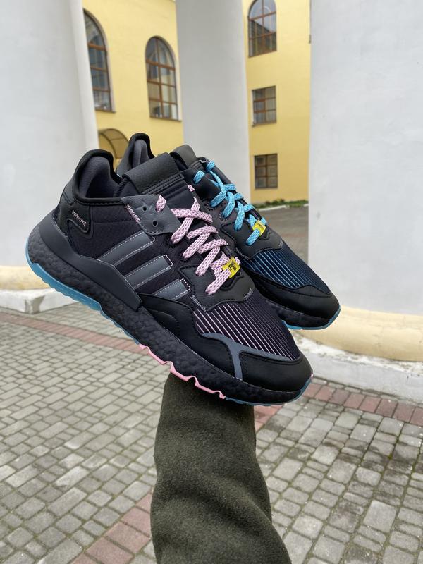 Night store runner adidas