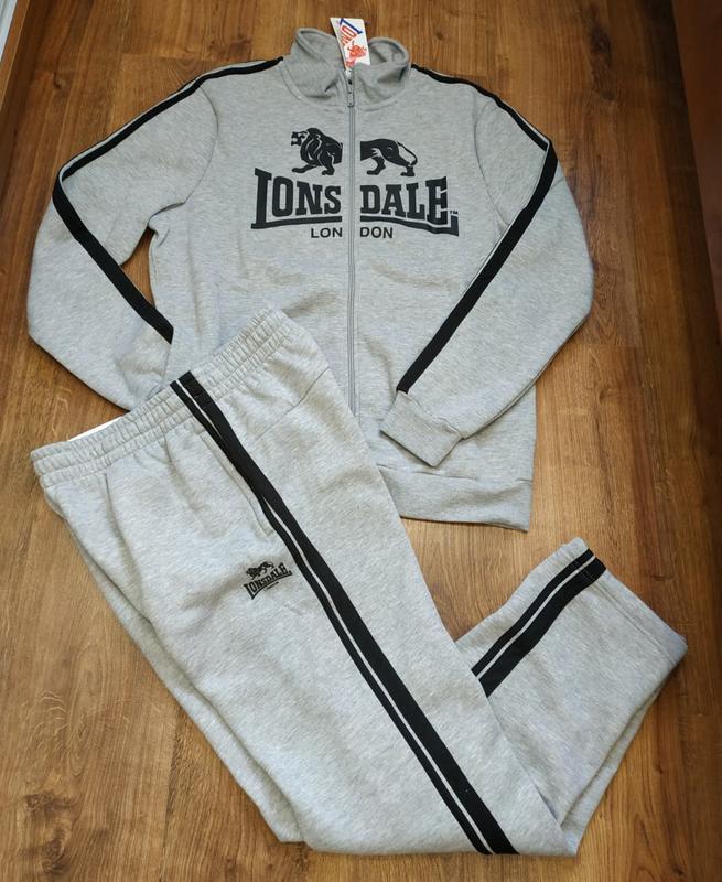 Спортивный костюм lonsdale. Спортивный костюм Лонсдейл. Костюм весогонка Lonsdale. Теплый костюм Лонсдейл. Спортивный костюм Lonsdale мужской.