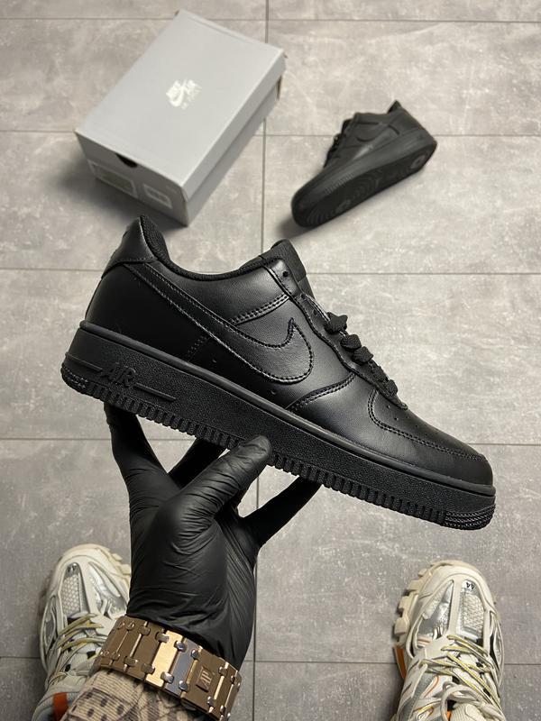 Nike air force 2024 one triple black