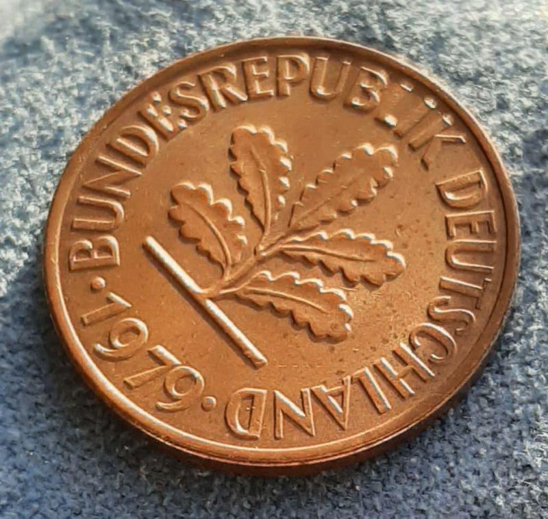 Монета Германия 2 пфеннига, 1979 года, Отметка монетного двора...