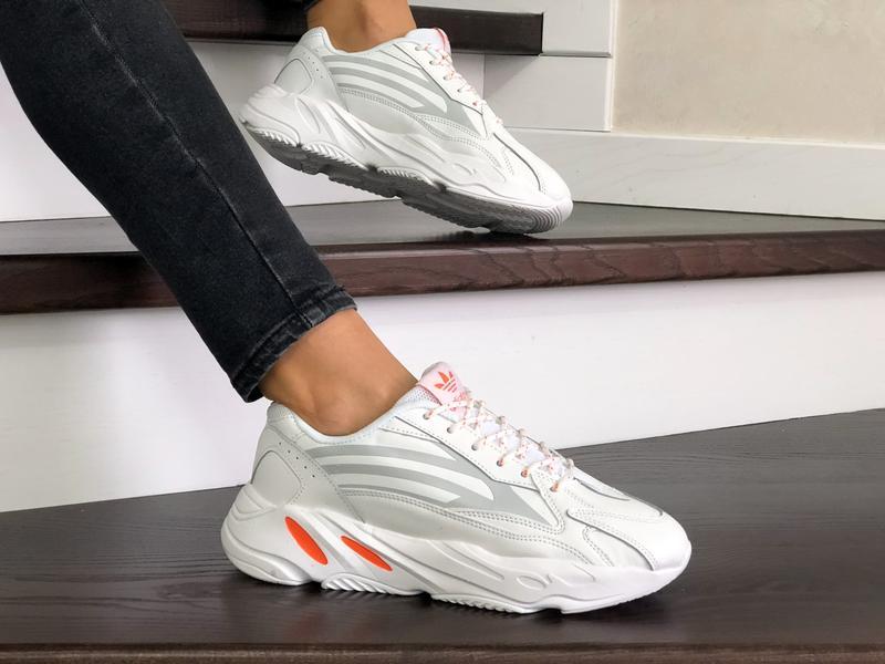 adidas izi boost 700