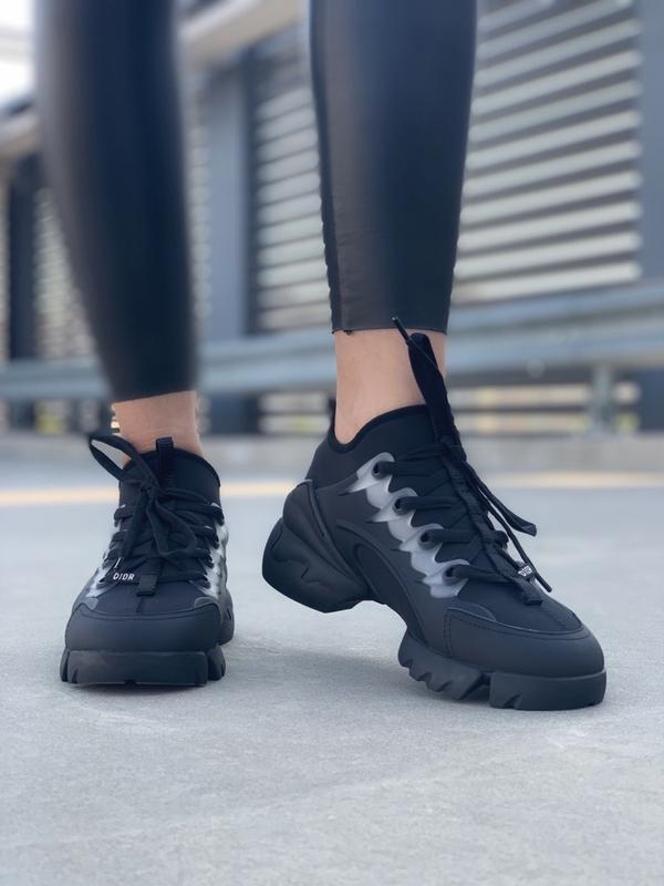 black dior d connect