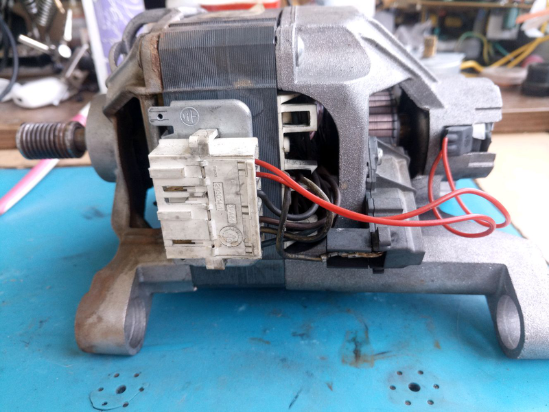 Двигатель от стиральной машины - 900 грн, купить на ИЗИ (13603468)