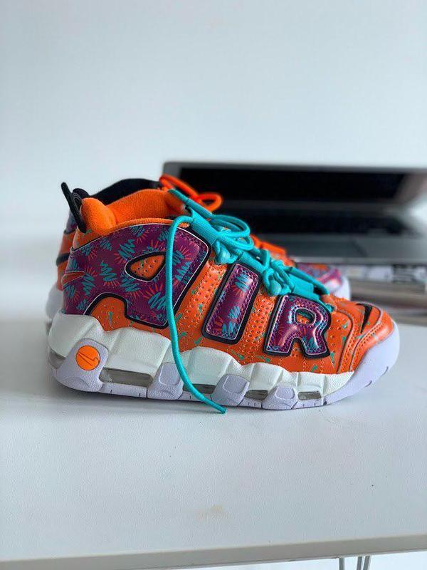 nike air more uptempo 90s