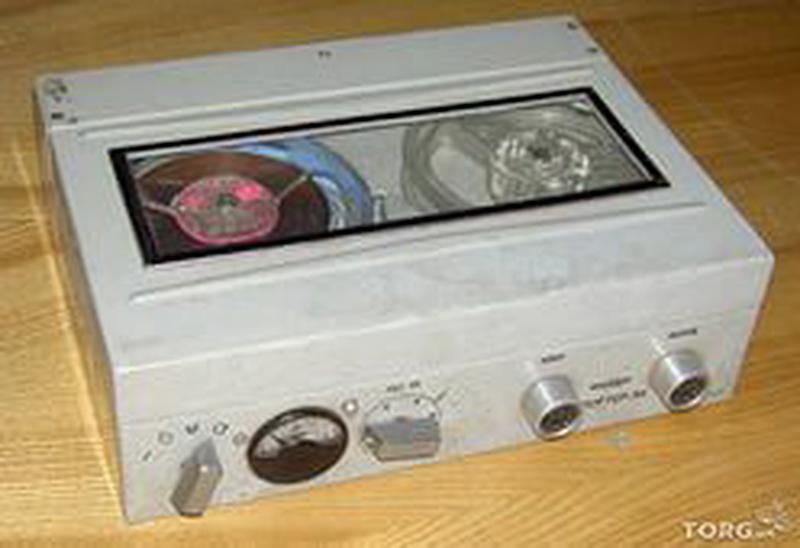 Катушечный магнитофон