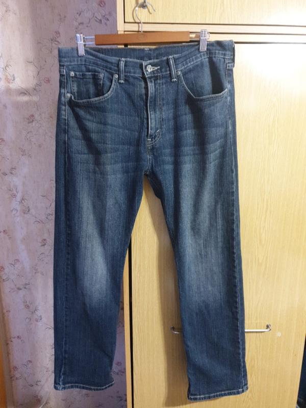 Стрейчевые джинсы levi's 505