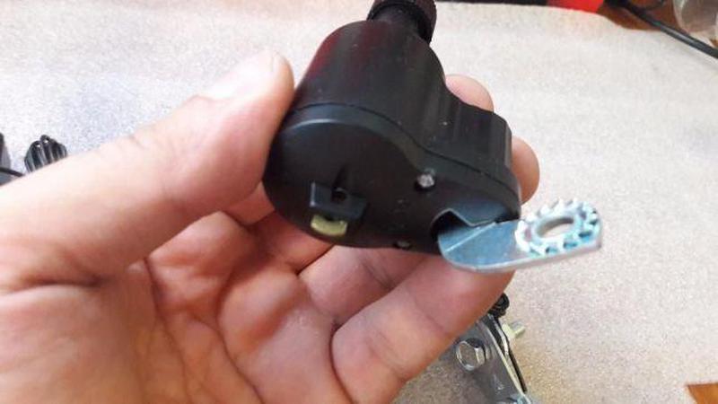 Динамо на велосипед генератор перед/зад ліхтар 6В 3Вт фара габ...: ціна ...