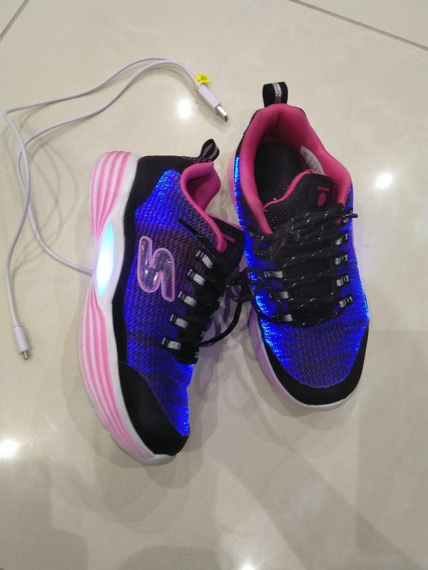 skechers luminators luxe