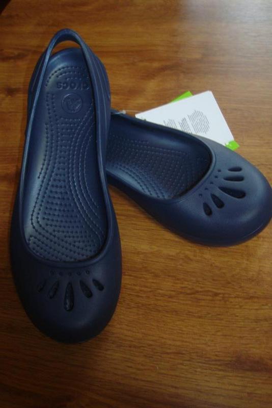 crocs thea