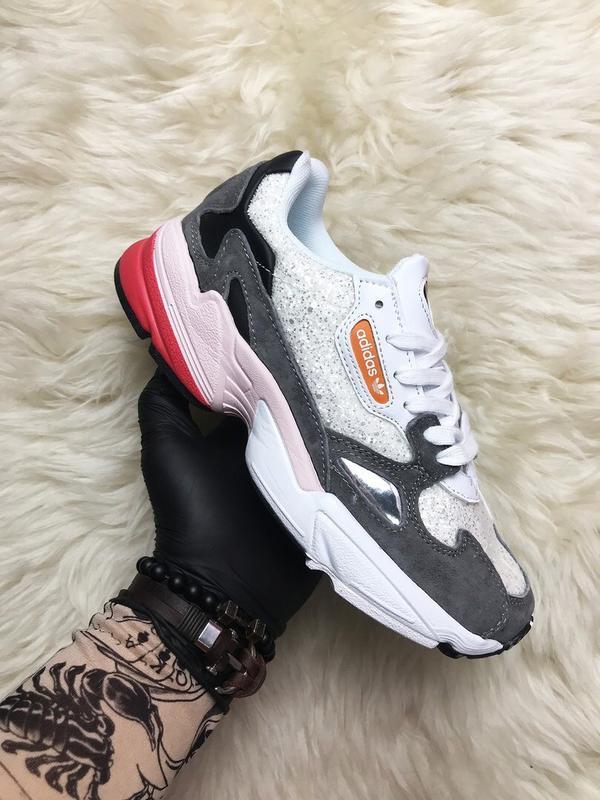 adidas falcon grey black pink