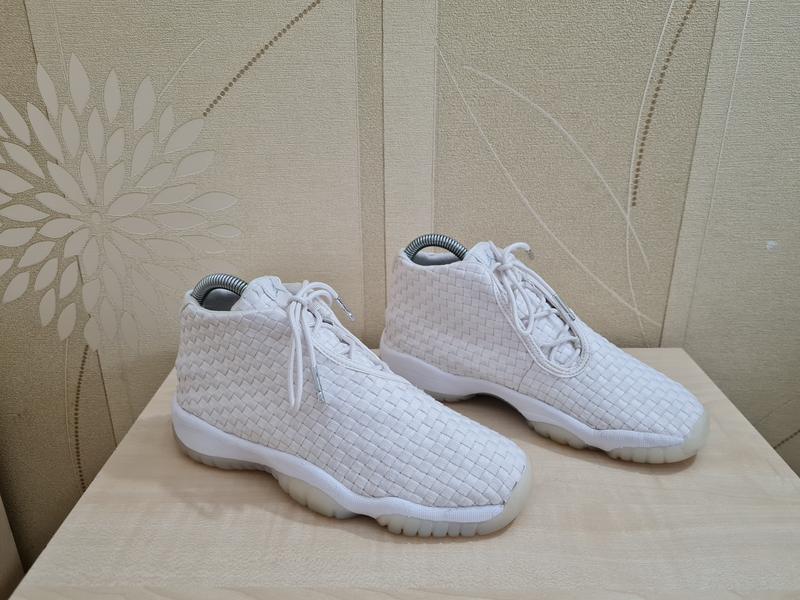 jordan future phantom