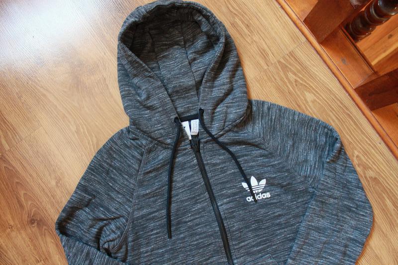 Худи ветровка adidas originals premium full zip hoodie: цена 400 грн - купить Кофты и свитера женские на ИЗИ | Ивано-Франковск