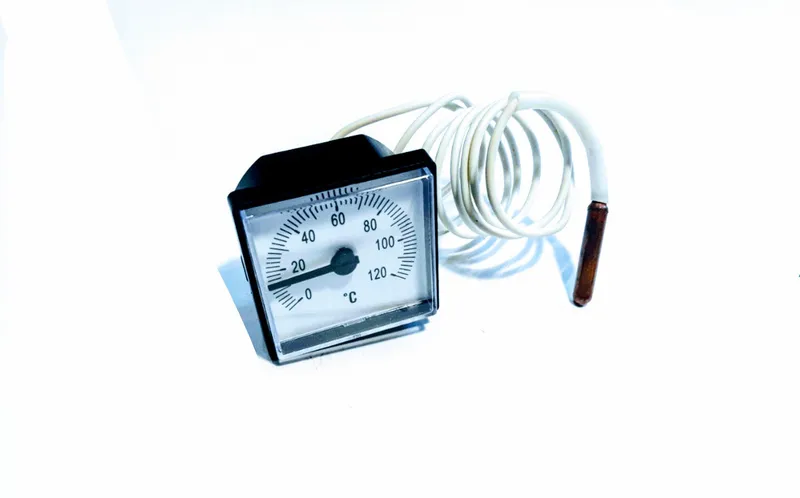Термометр квадратный капиллярный 0°С-120°С (45мм×45мм).