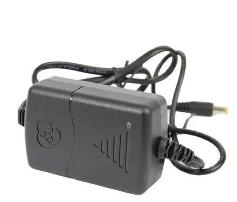 Блок питания для видео камер 12В 1А штекер 5.5х2.5 мм