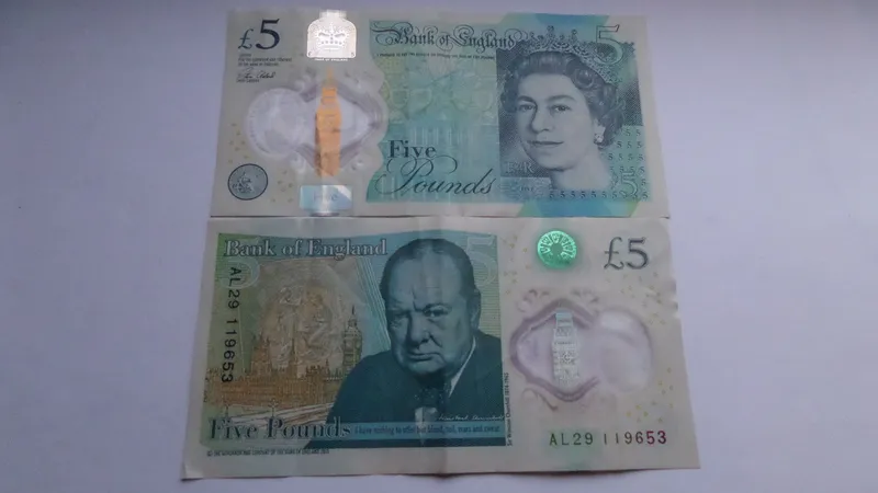 Банкнота Англія Великобританія Great Britain 5 фунтів 2016 рік...