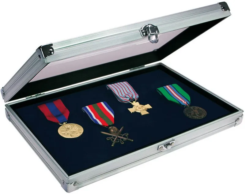 Витрина для орденов, значков и медалей - SAFE Compact