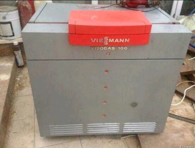 Газовый напольный котел отопления
Viessmann Vitogas 100  запчасти