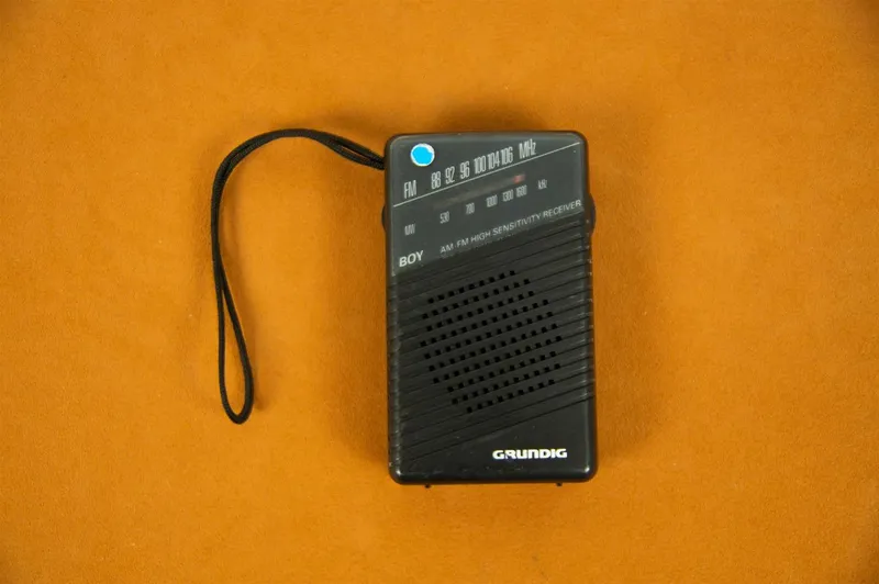 Радио радиоприёмник GRUNDIG Boy 45