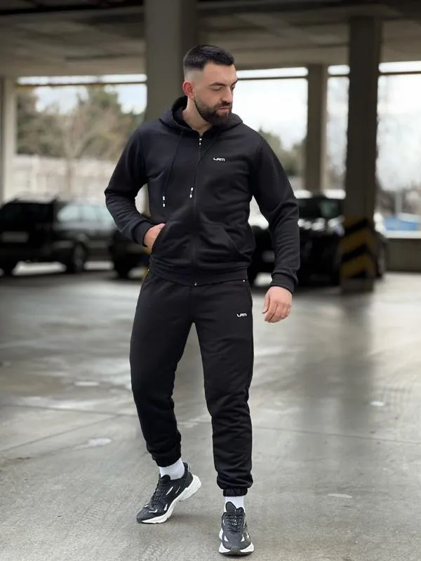 Костюм мужской