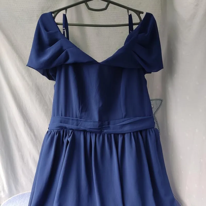 Жіноча синя сукня boohoo, размір uk18/eur46