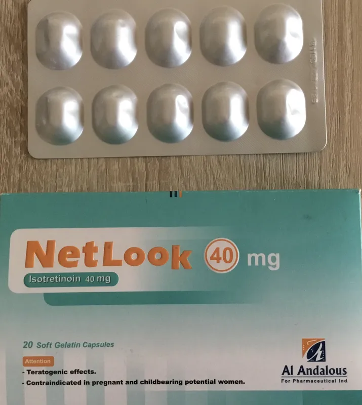 Netlook Нетлук 20 мг акне Изотретиноин 20 капс Єгипет